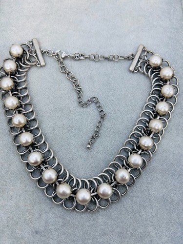 Chunky silver tone metal faux - metal,