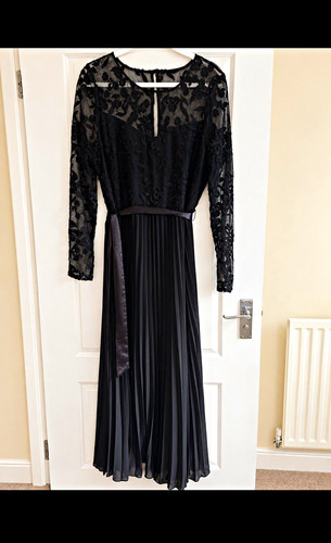 Coast size black lace - size,